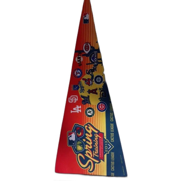 MLB And NFL Felt Pennant Flags 6 Pack - Picture 6 of 6